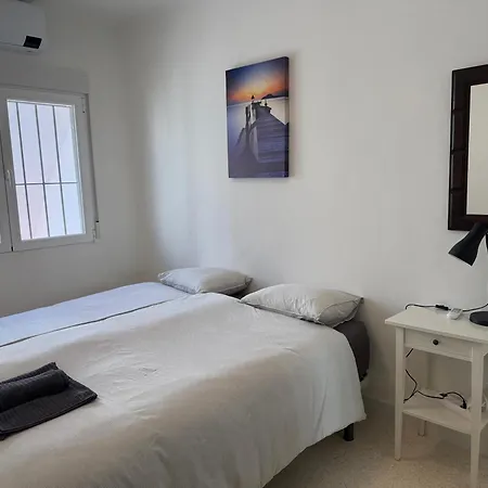 Casa Mianka - Three Bedroom Townhouse Near The - Lual Apartment Nerja