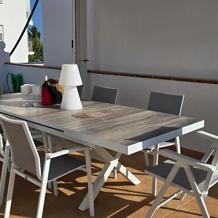 Casa Mianka - Three Bedroom Townhouse Near The - Lual